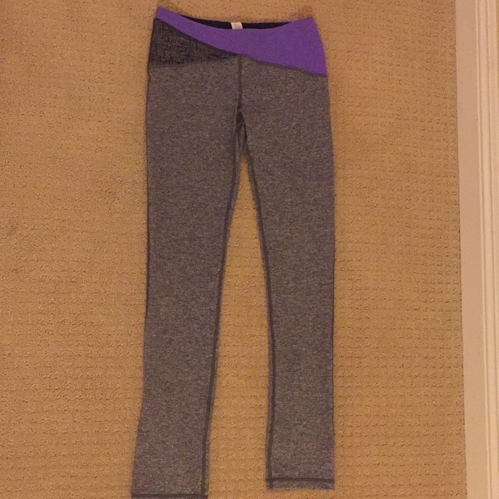 Ivivva stretchy athletic leggings